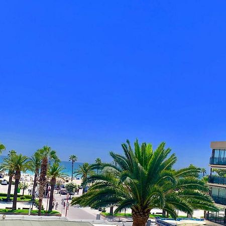 Formentor Beach Primera Linea De Playa Lejlighed Salou Eksteriør billede
